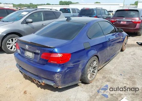 2011 BMW M3 z USA, uszkodzony, nr VIN WBSKG9C53BE368445